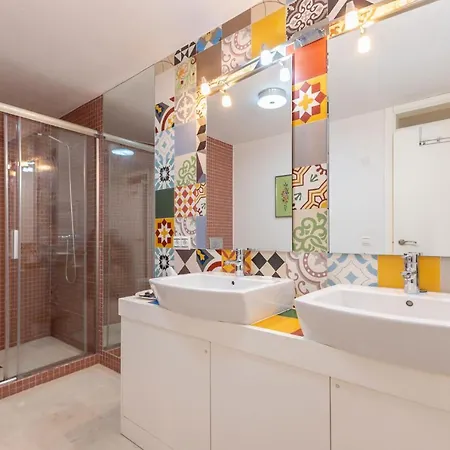 Apartment Descalzos Center By Valcambre